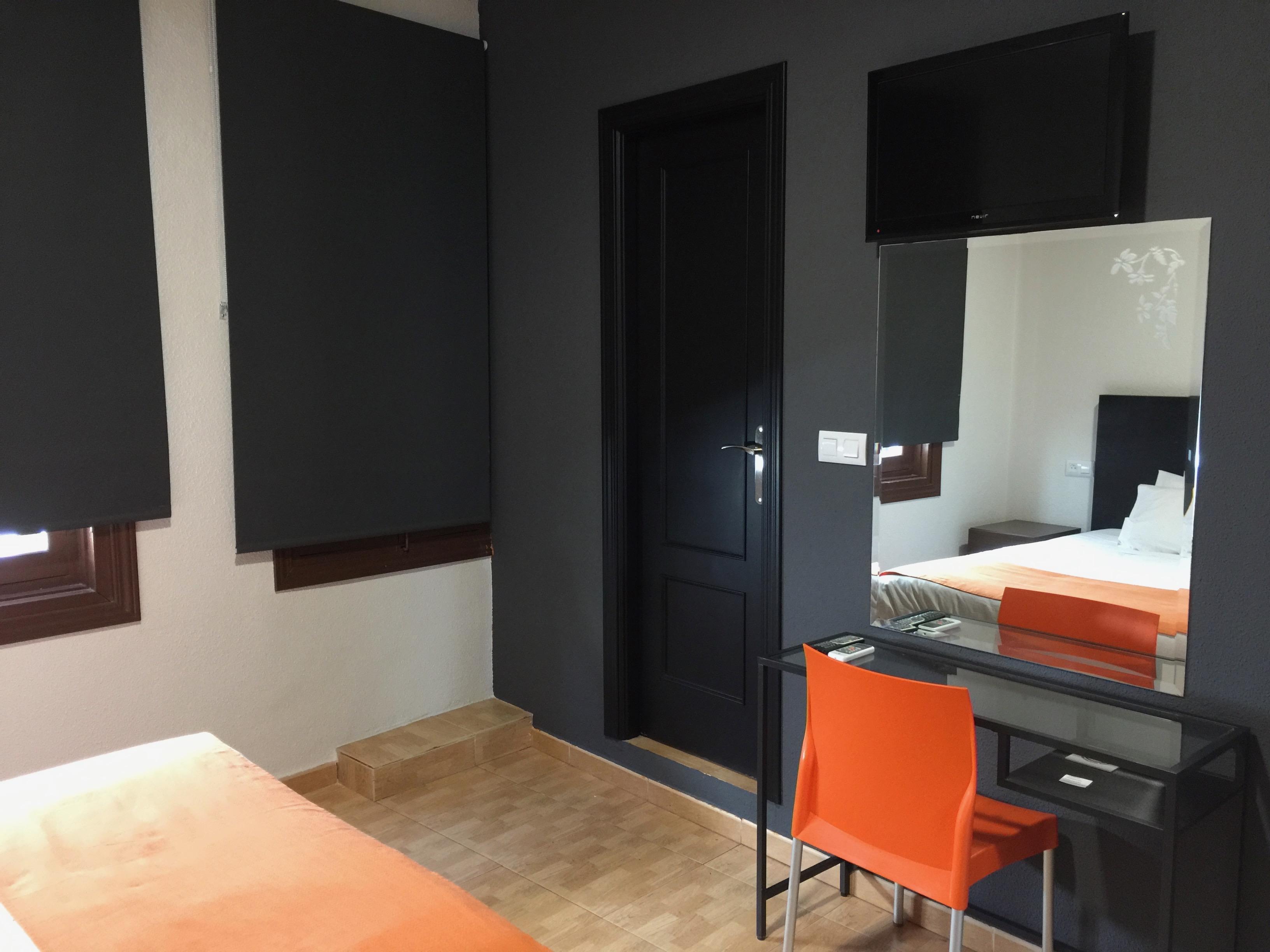 Kubik Hotel Caceres Bagian luar foto
