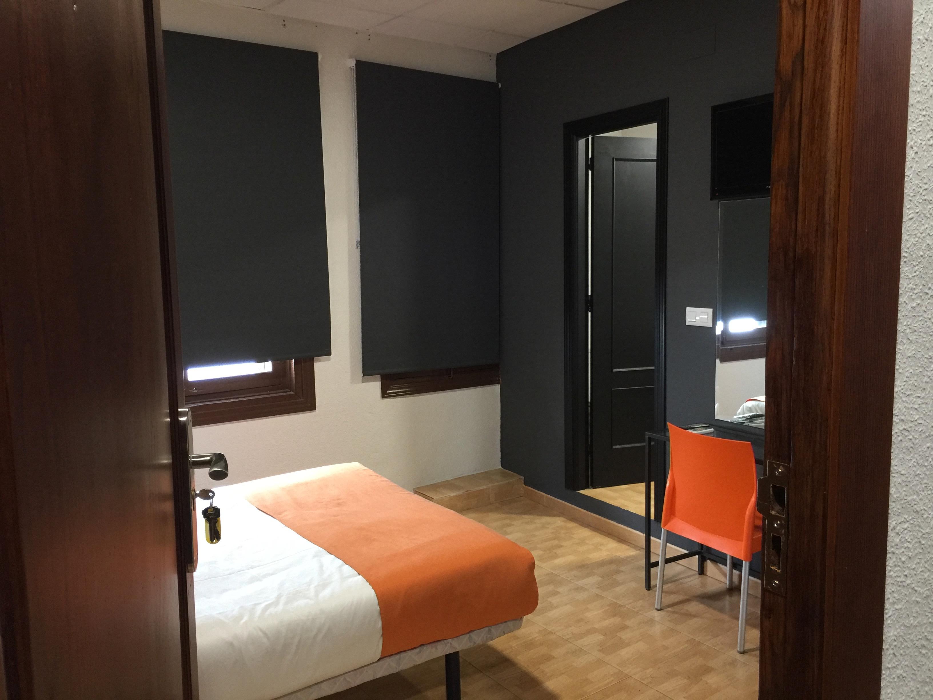 Kubik Hotel Caceres Bagian luar foto