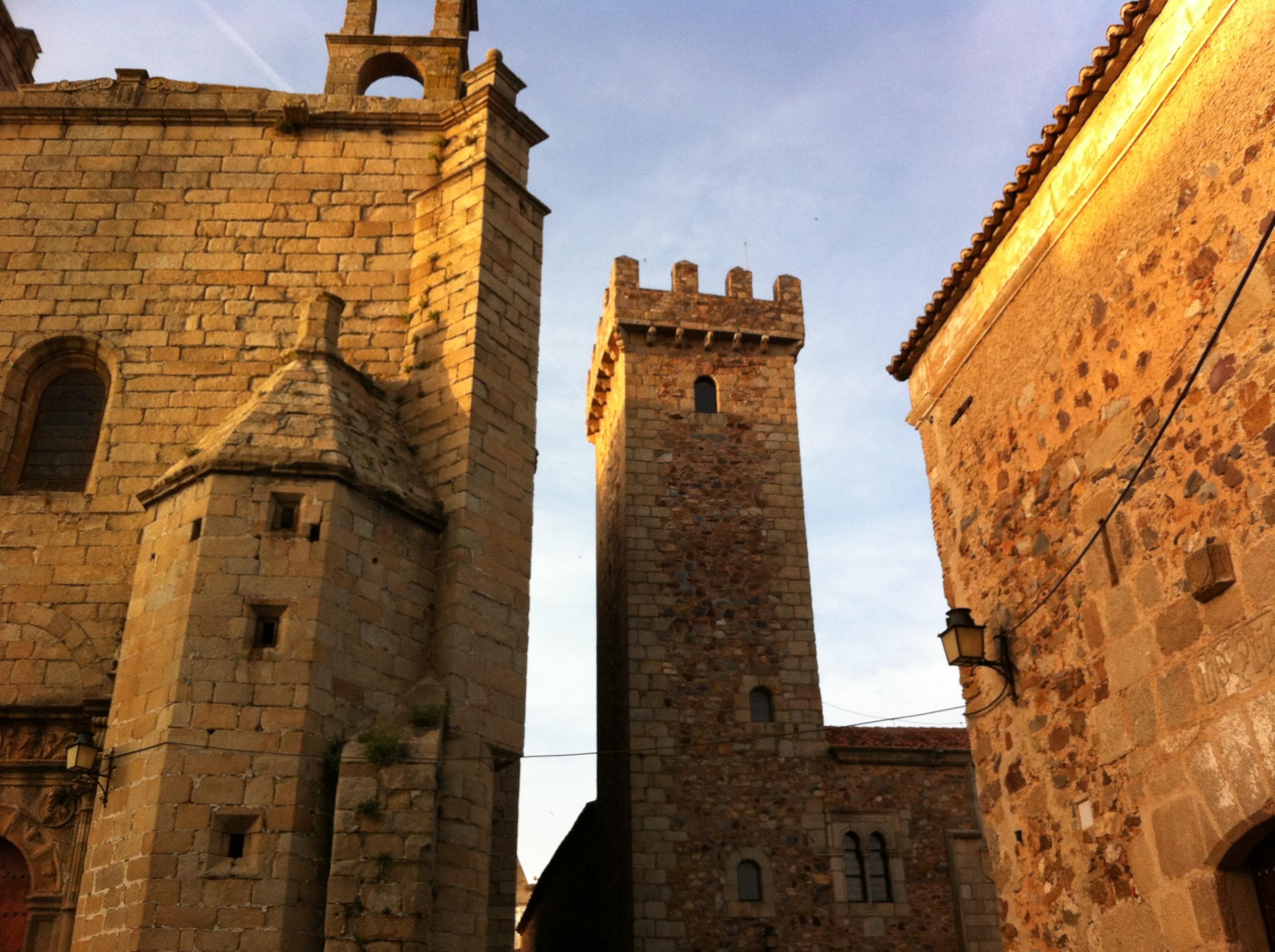 Kubik Hotel Caceres Bagian luar foto